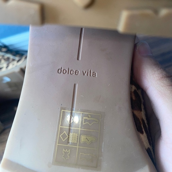 🖤Leopard Booties lace up boots chunky boots ankle boot Dolce Vita block heel - Picture 3 of 14